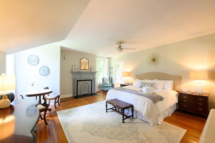 Room 45 of 111