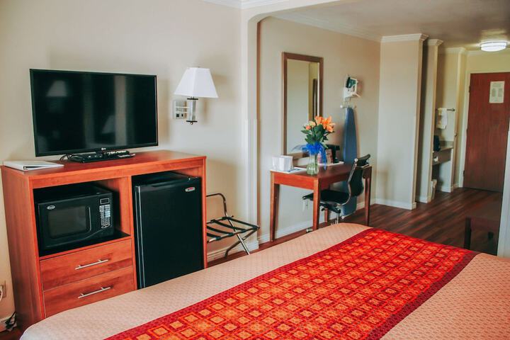 Room 10 of 48