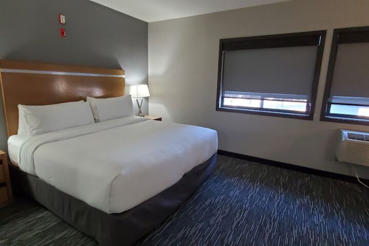 Room 65 of 88