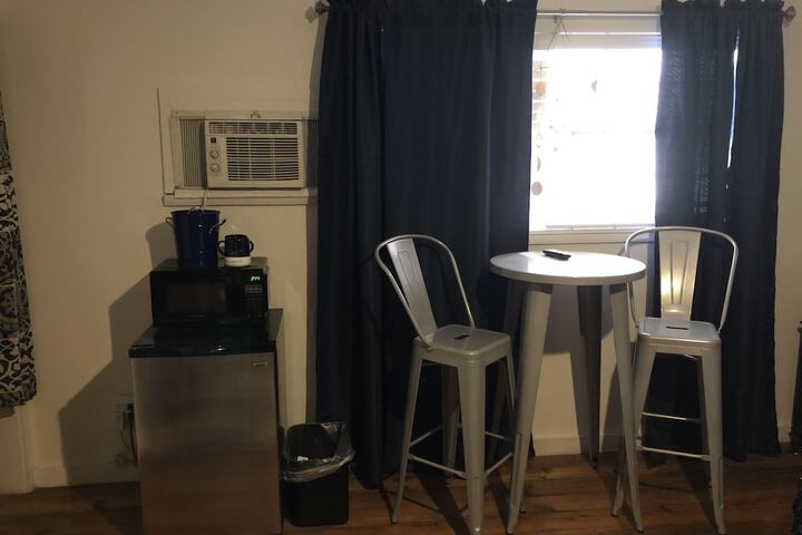 Room 43 of 64