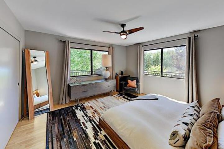 Sonoma House