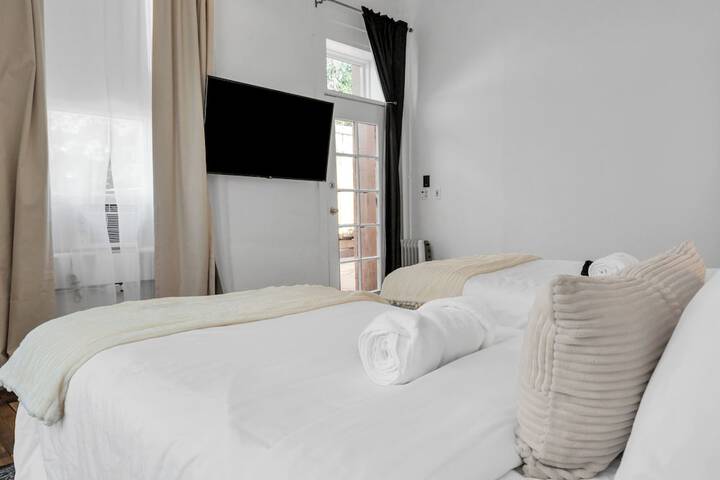 Room 36 of 188