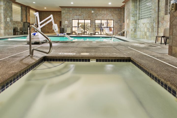 Pool 7 of 64
