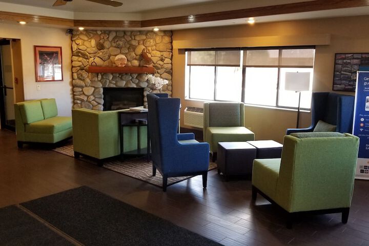 Hotel Interior 9 of 41