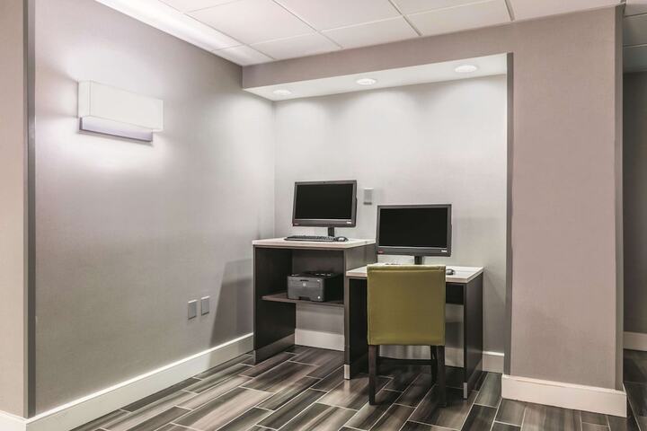 Business Center 42 of 42