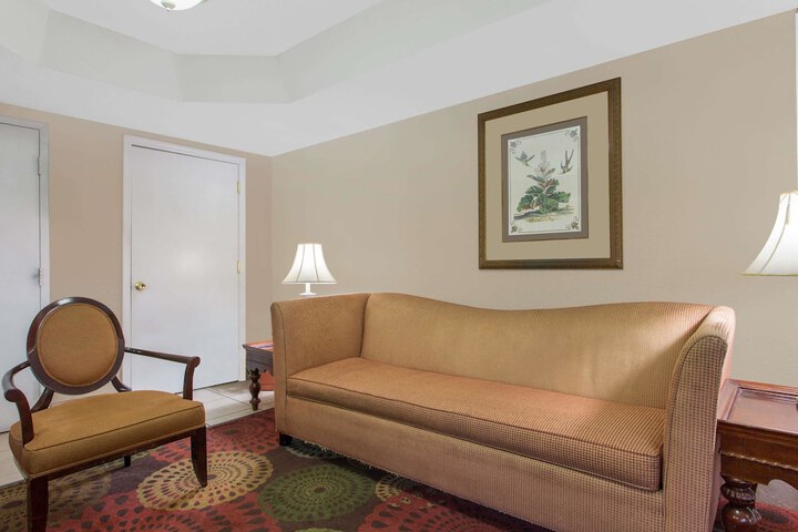 Hotel Interior 7 of 18