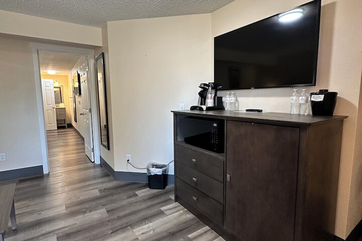 Room 46 of 159