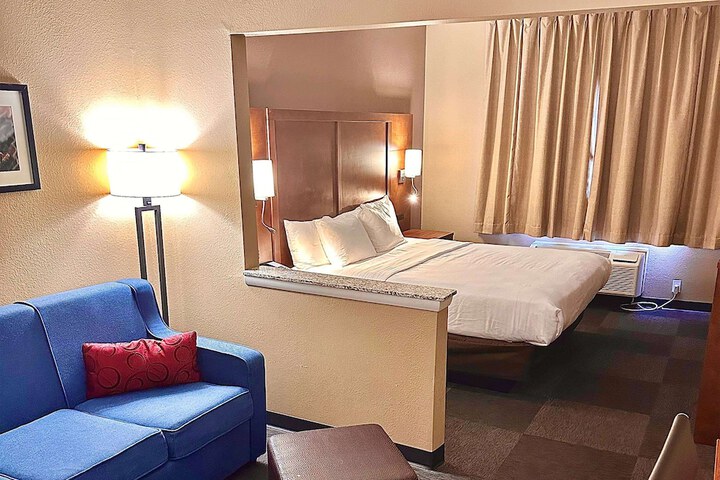 Room 16 of 20