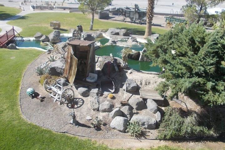 Property Grounds 36 of 41