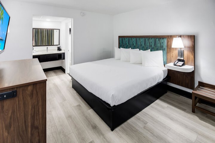 Room 21 of 52