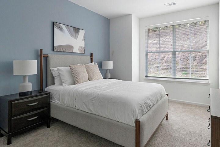 Landing Apartments Birmingham - Sand Ridge