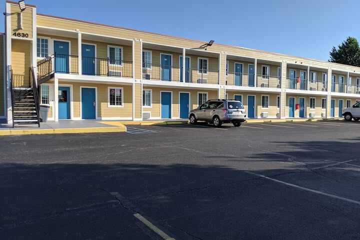 Hotel 3 of 16