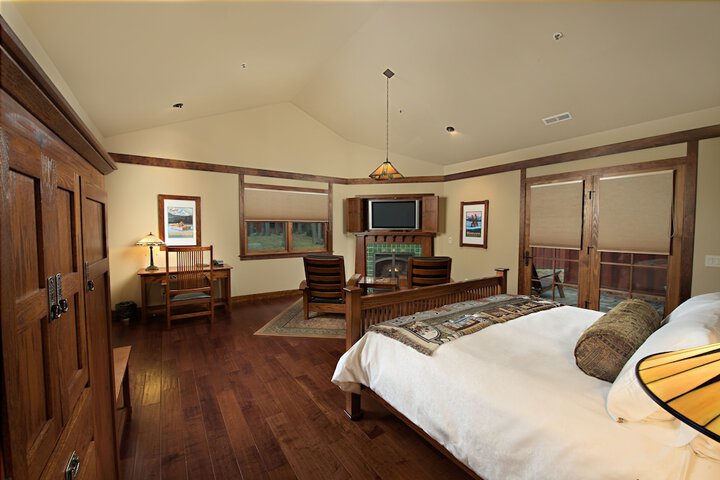 Room 44 of 98