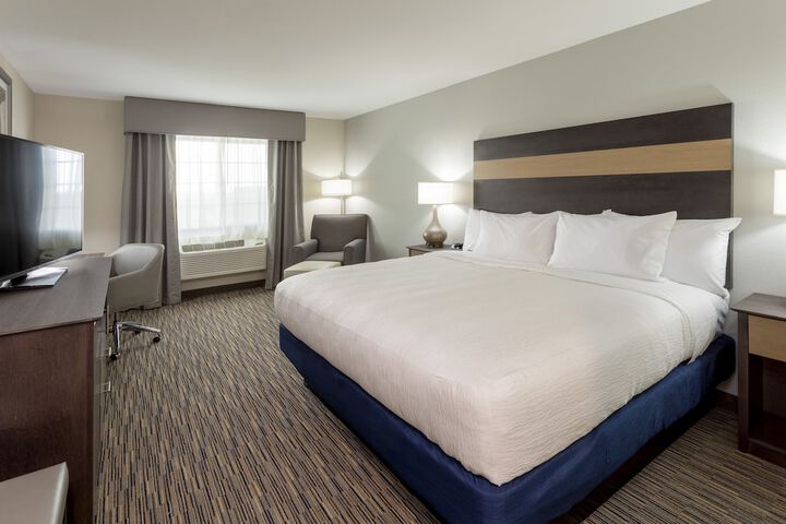 GrandStay Cannon Falls