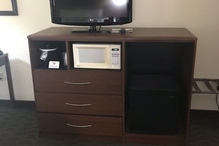 Room 17 of 26
