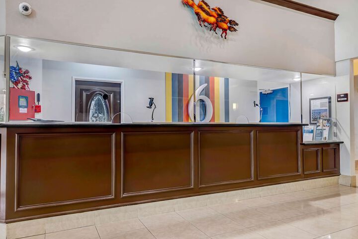 Hotel Interior 7 of 25