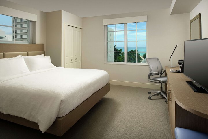 Room 16 of 43