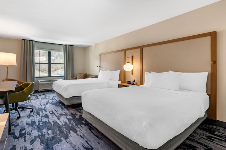 Room 45 of 71