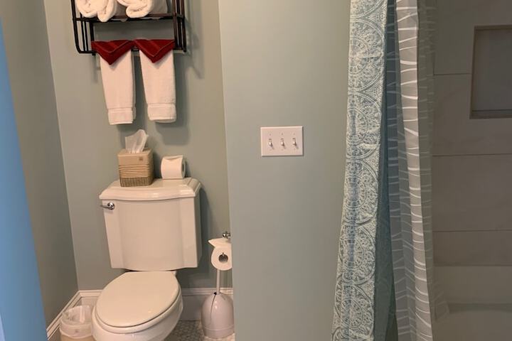 Room 45 of 169