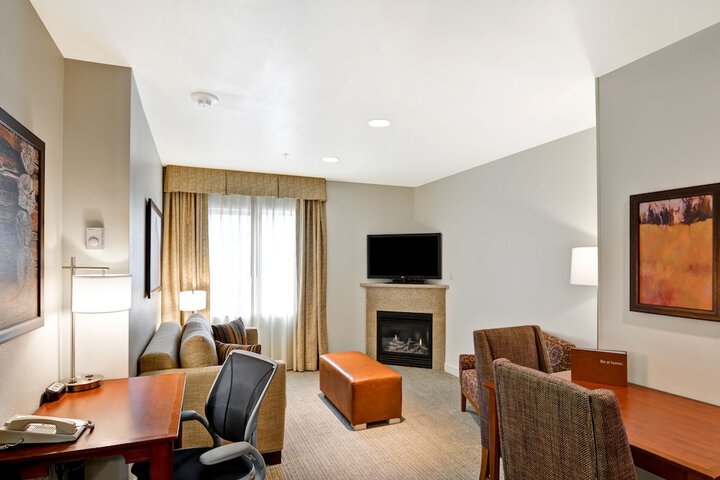 Room 43 of 111