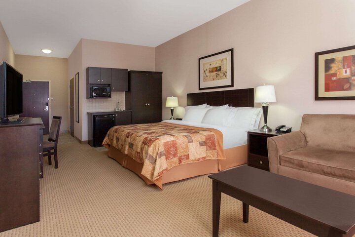 Room 22 of 42