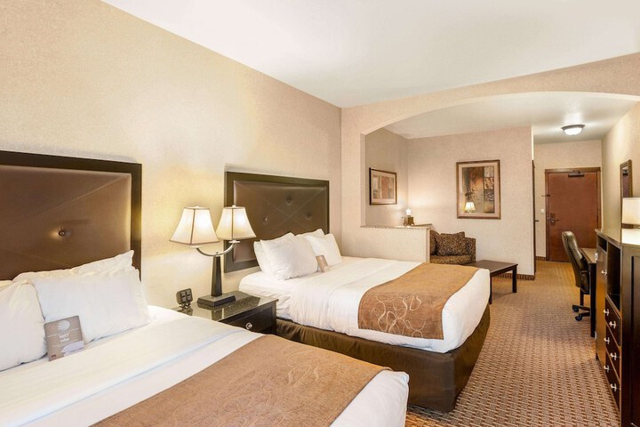 Room 21 of 33