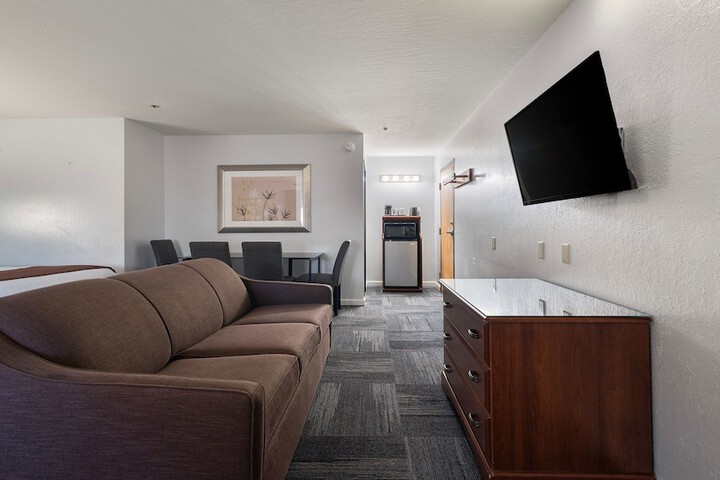 Room 48 of 55