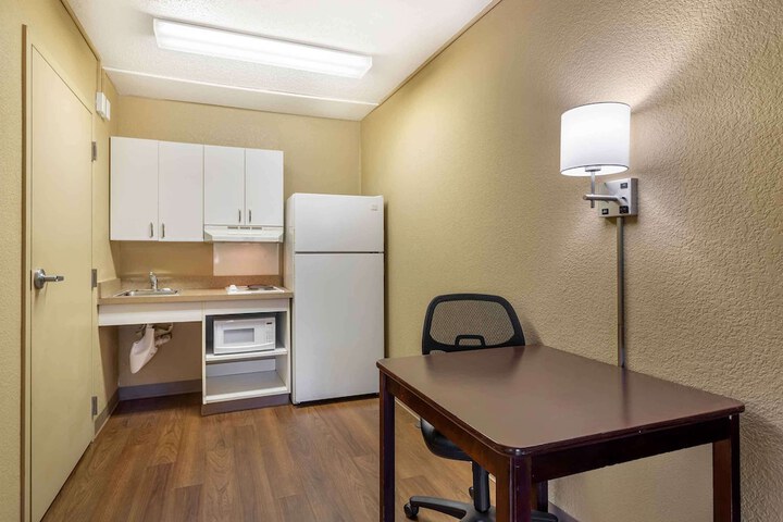 Room 31 of 35