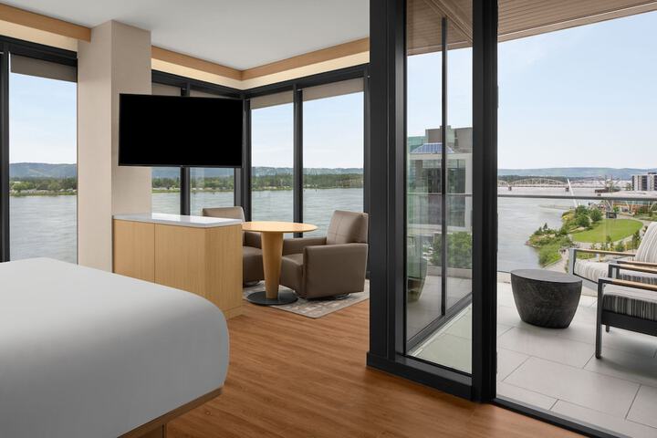 Room 14 of 24