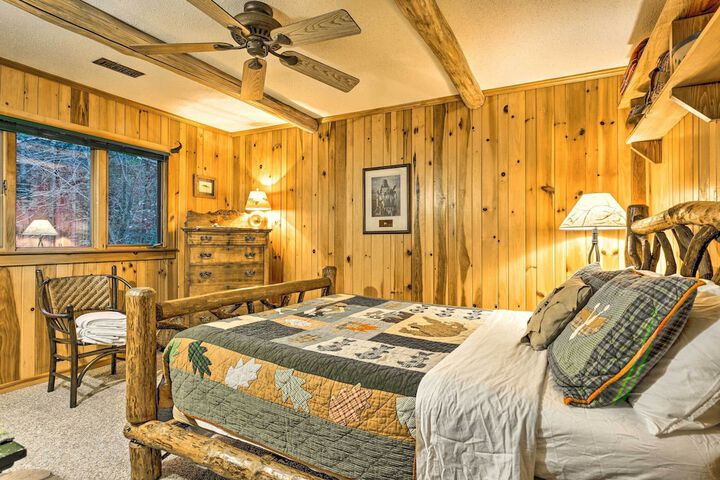 River Access + Mtn Views: Cullowhee Lodge!
