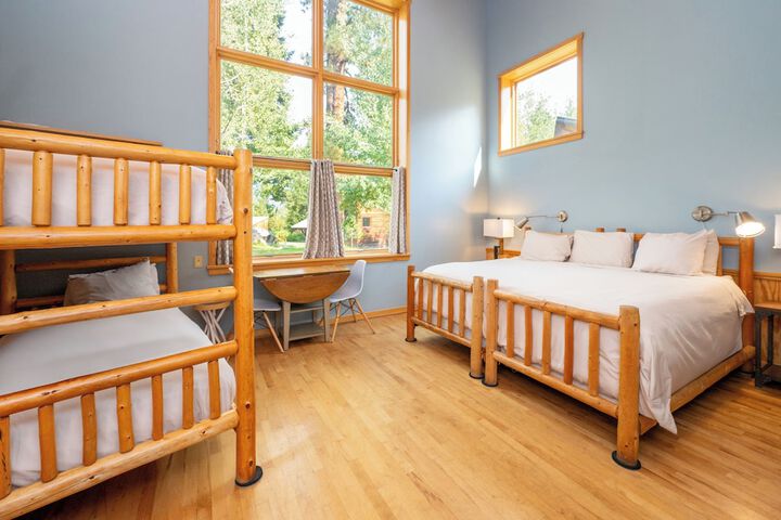 Sleeping Lady Mountain Resort & Spa