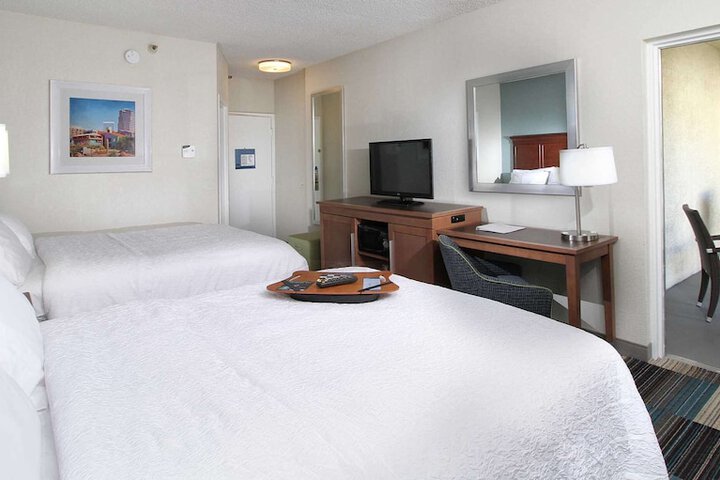 Room 18 of 48