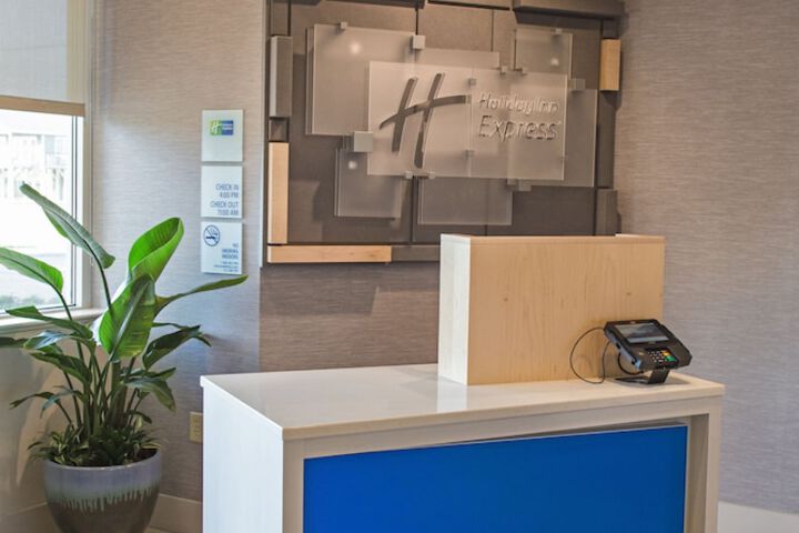 Holiday Inn Express Nags Head Oceanfront by IHG