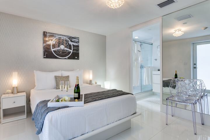 Bars B & B South Beach Miami Boutique Hotel