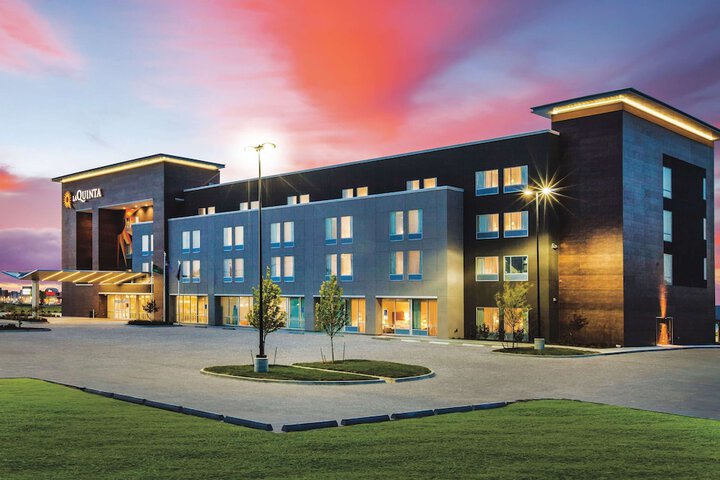 Hotel 2 of 31
