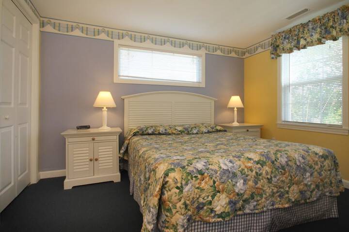 Room 6 of 56