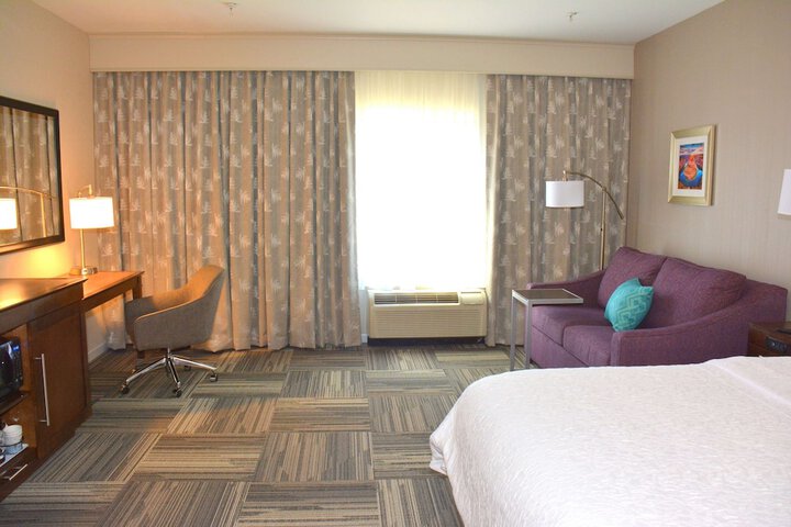 Hampton Inn Grand Junction Downtown / Historic Main Street