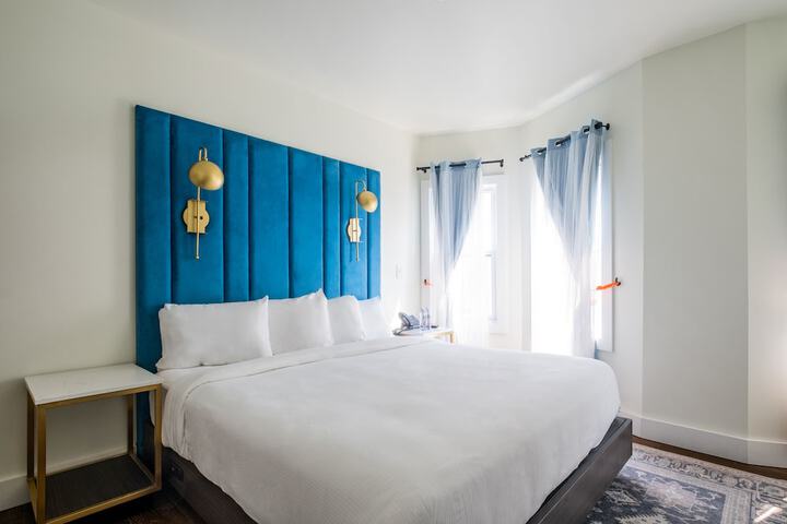 Room 22 of 72