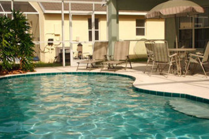 Creekside Homes by AmSun Vacation Homes