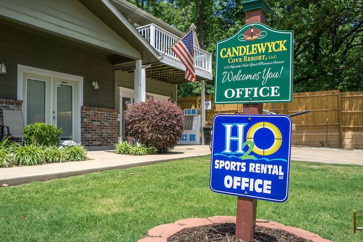 Candlewyck Cove Resort