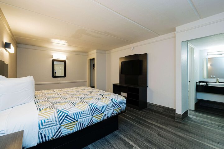Room 44 of 53