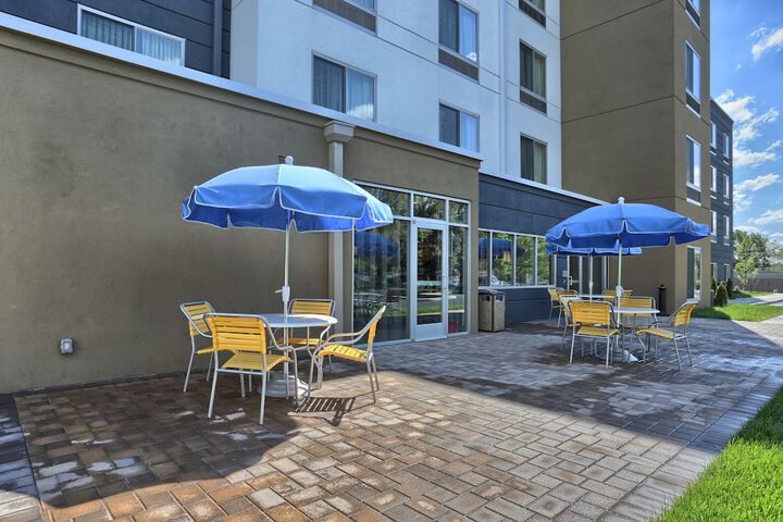 Terrace/Patio 21 of 22