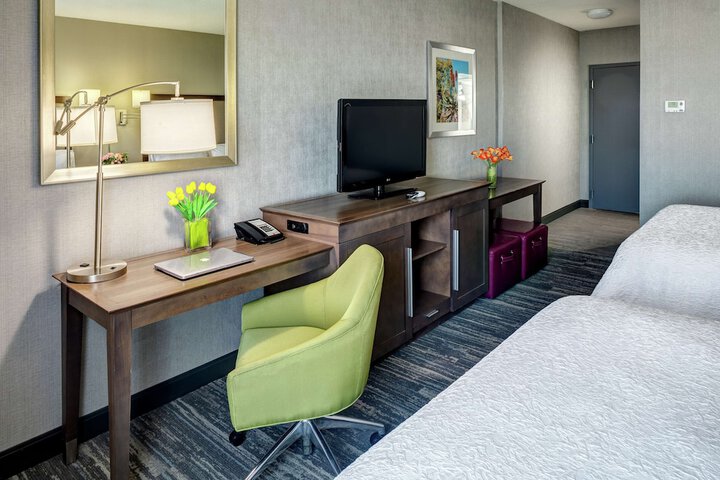 Room 25 of 57