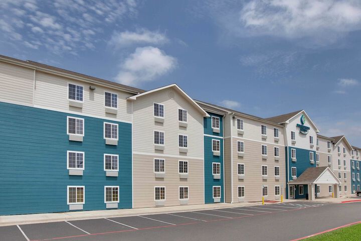 Hotel 3 of 34