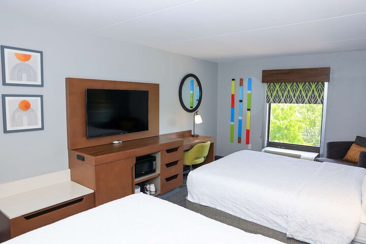 Room 9 of 21