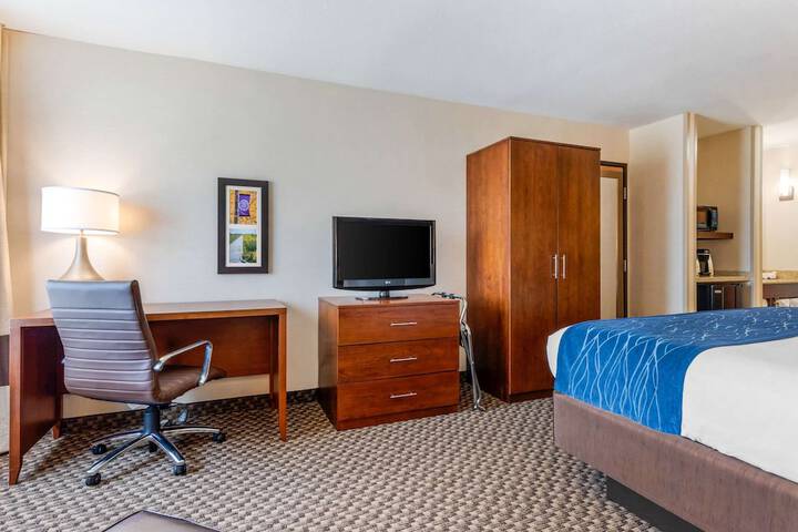 Room 15 of 38