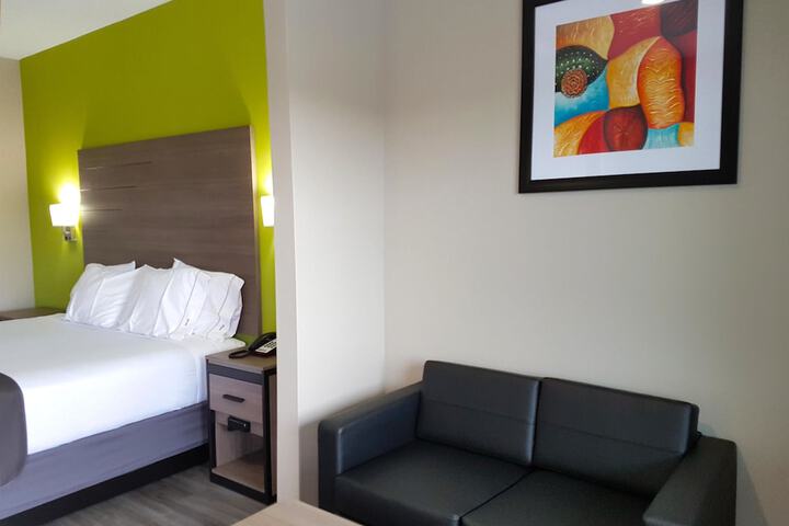 Empire Inn Cypress