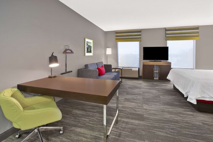 Room 31 of 40