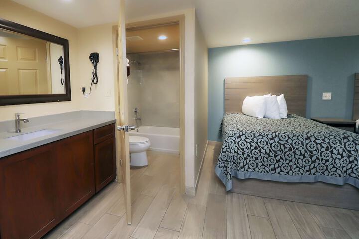 Room 49 of 51