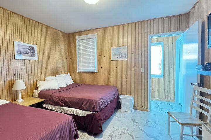 Room 16 of 61